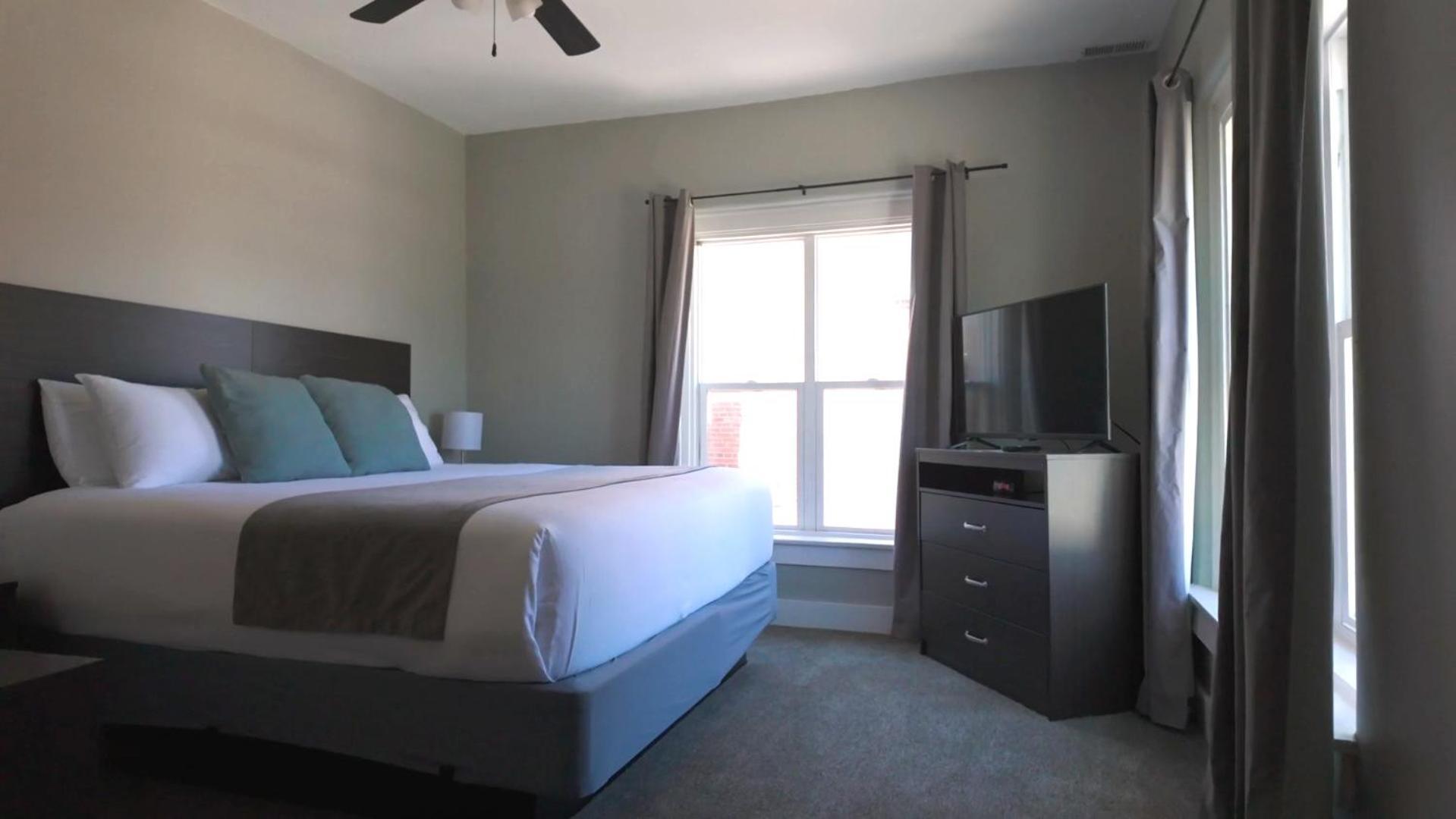 The Continental Hotel Centerville Екстер'єр фото