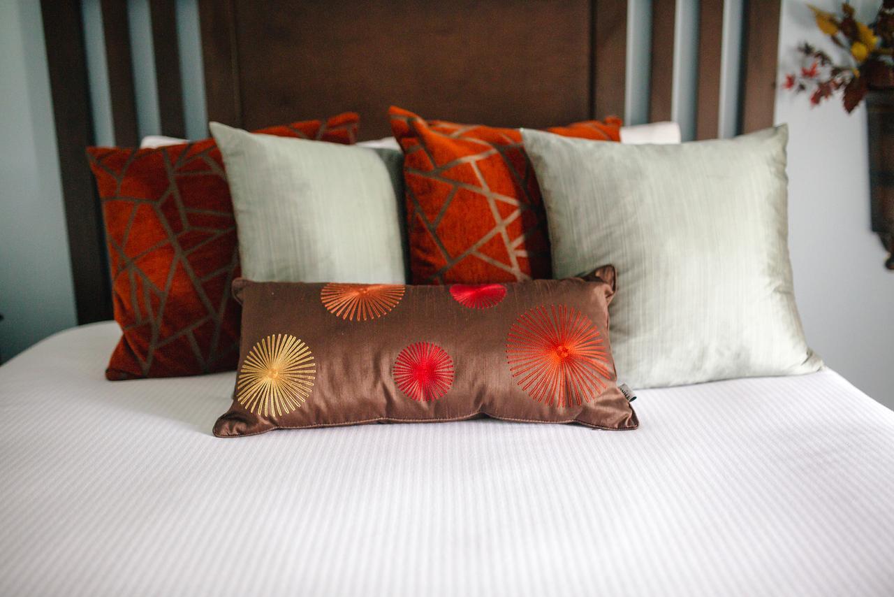 The Continental Hotel Centerville Екстер'єр фото