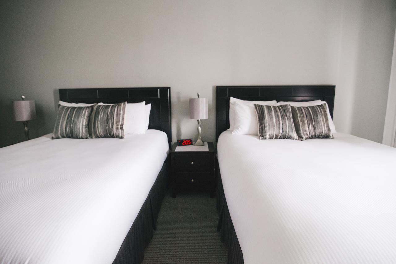 The Continental Hotel Centerville Екстер'єр фото